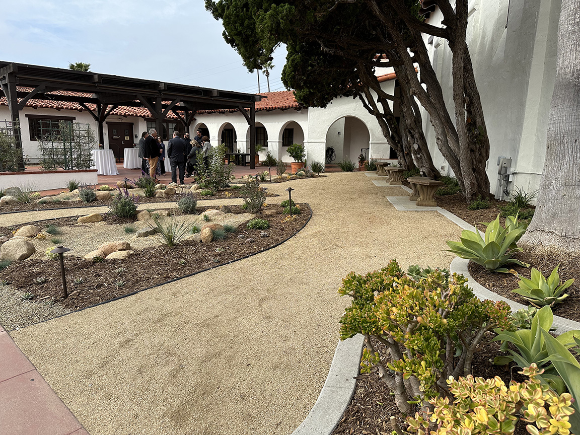 SanClemente_landscaping_1_022324_md image