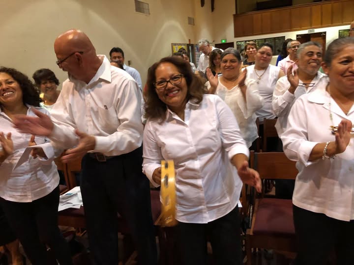 Raising money for the families of detained church members in the diocese