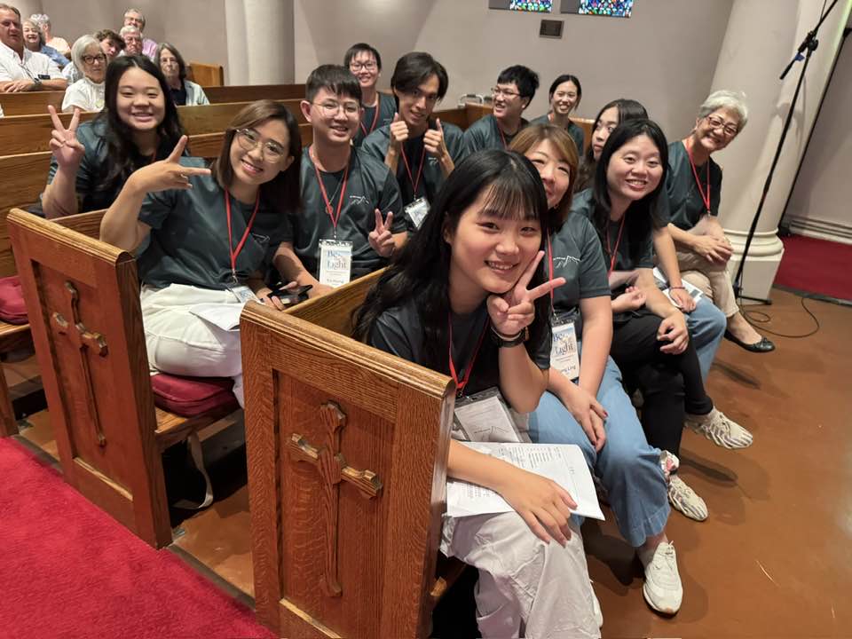 Taiwan visit COS 7.27 06