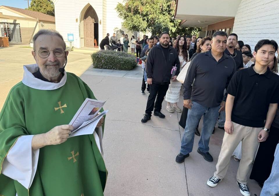 Visiting St. Michael’s Episcopal Church/Iglesia San Miguel Arcángel in Anaheim