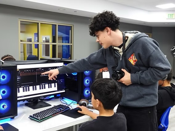 Teen Tech Center opens in El Monte thanks to Best Buy Foundation